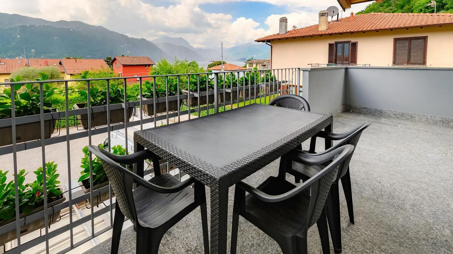 Casa Malu By Quokka 360 - Flat 10 Mins From Lecco Apartamento Mandello del Lario 0*,